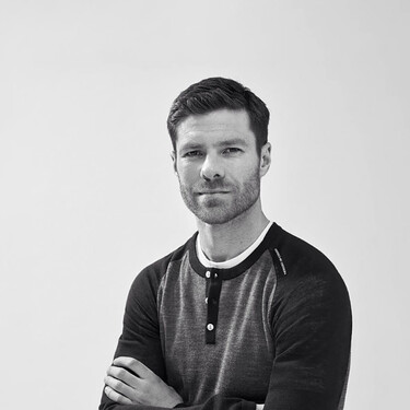 El Real Madrid destituye a Xabi Alonso y ya tiene a un nuevo entrenador: así fue la cláusula que facilita (y abarata) su salida