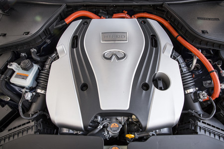 Infiniti Q50S hibrido motor