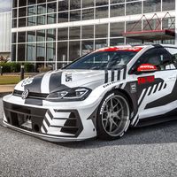 El Volkswagen Golf RLMS de APR es una máquina de carreras, con tracción total y 543 CV