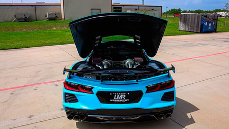 Adiós al motor atmosférico: LMR convierte al Chevrolet Corvette C8 en una bestia biturbo de 1.217 CV