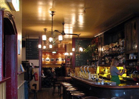 Los “cafés marrones” en Ámsterdam