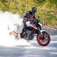 KTM ha esquivado la primera bala. India ha venido a salvar al gigante europeo de las motos, y BMW puede aprovechar la jugada 