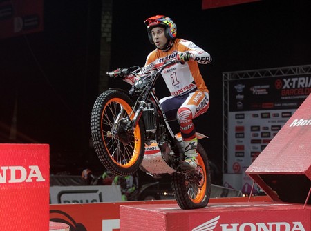 ¡Arrollador, Toni Bou! Quinta victoria esta temporada y un paso más cerca de su 23º título