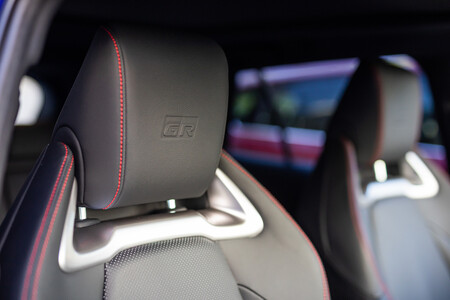 Toyotacorollaelectrichybrid202346 Easy Resize Com