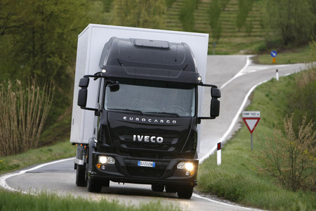 Iveco creará 1.200 puestos de trabajo en Madrid y Valladolid