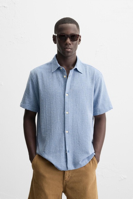 Cuestan Menos De Diez Euros Pero Son Las Camisas Clave Para Tu Armario Este Verano Gracias A Las Rebajas De Zara