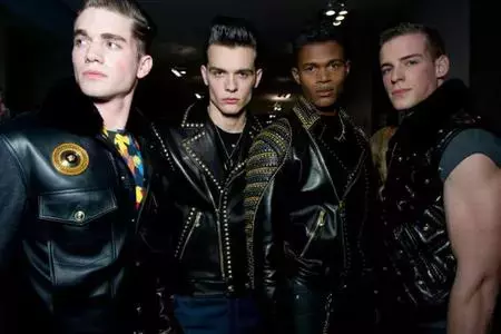 Versace Otoño-Invierno 2012/2013 en la Semana de la Moda de Milán