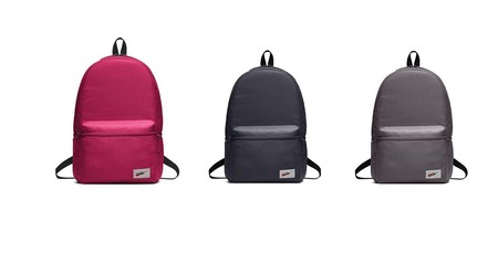 La mochila Nike NK Heritage BKPK está a la venta en Amazon en tres colores distintos por 14,77 euros