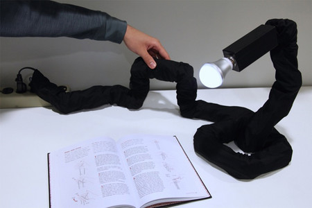 Este robot en forma de serpiente cambia de forma según su función