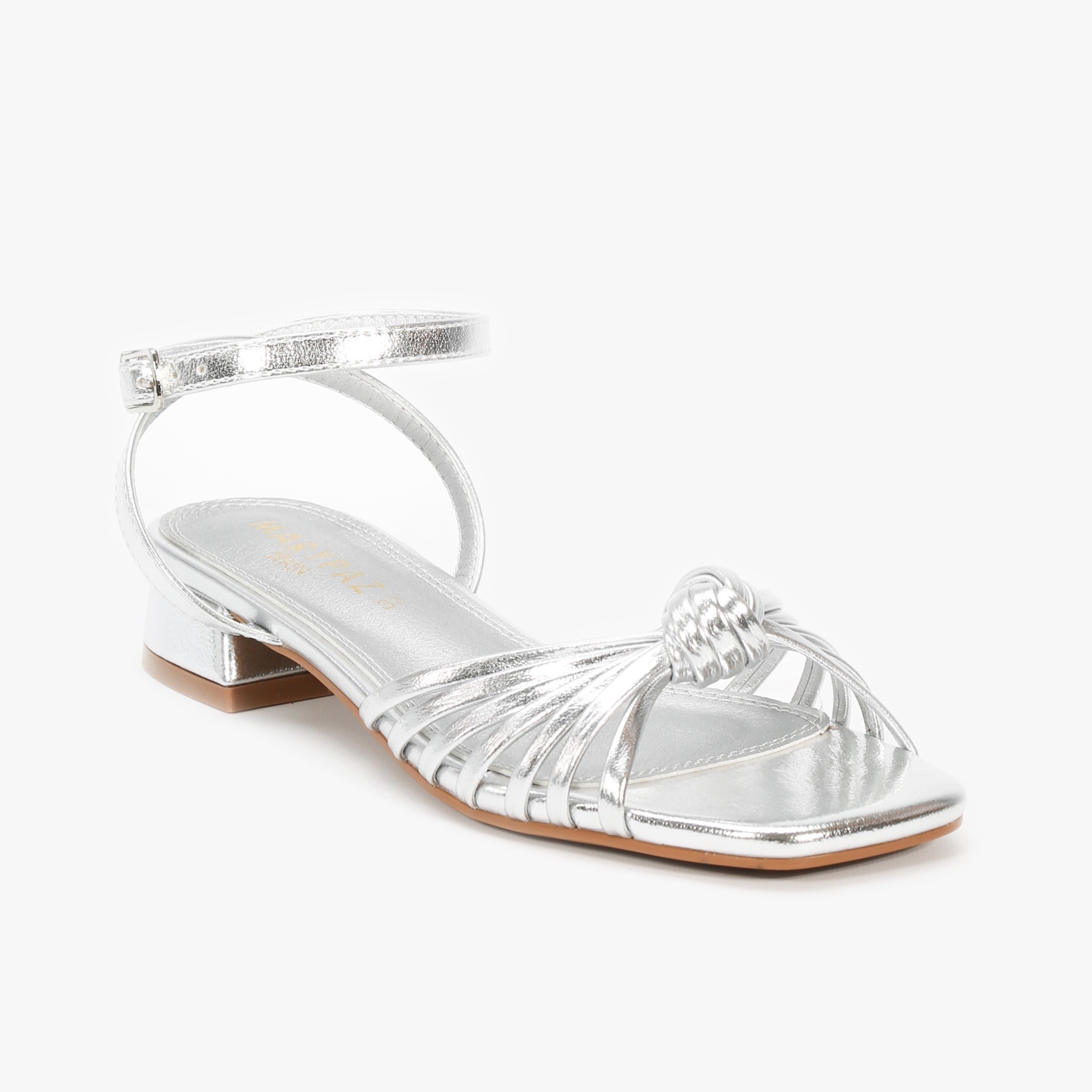 Sandalias tacón bajo nudo