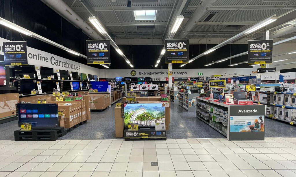 QLED, de 98 pulgadas, sonido Onkyo y Google TV: esta enorme tele de TCL está a precio de outlet en Carrefour