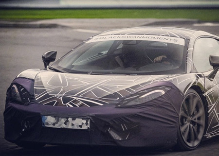 McLaren Sports Series, después de la pluma llega la primera imagen