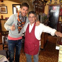El restaurante de Camas donde siempre come Sergio Ramos: 'Pide la ensalada de pollo con manzana y el solomillo' 