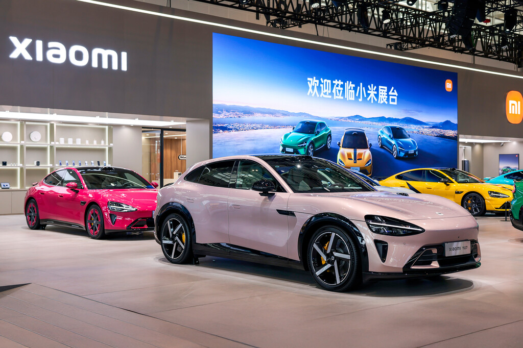 El boom del Xiaomi SU7 y YU7 sigue reventándolo: más de 40.000 coches entregados en un mes y Xiaomi sigue sin dar abasto 