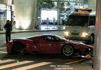 El Ferrari Enzo no está hecho para cualquiera...