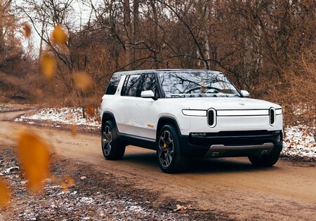 Rivian R1T y R1S: la pick-up y el SUV eléctricos llegarán al fin en 2021 y ya tienen precio... cumpliendo lo prometido