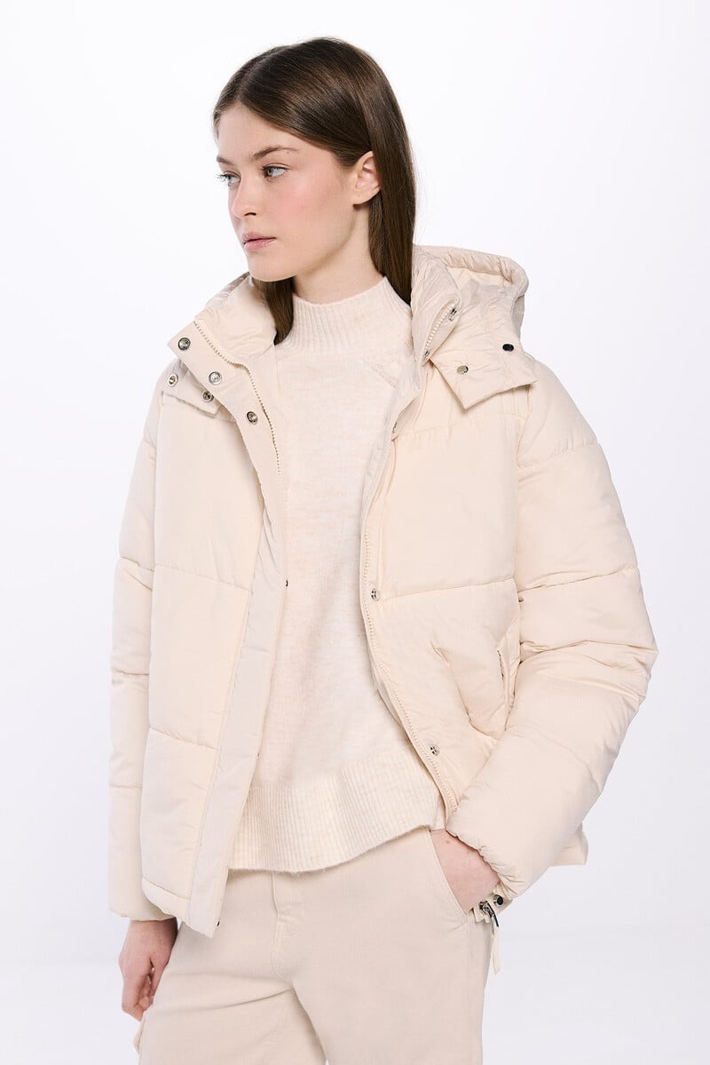 Chaqueta acolchada repelente el agua 