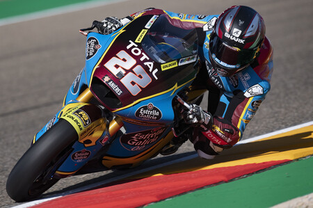 Sam Lowes completa su triplete de victorias para ponerse líder del mundial de Moto2