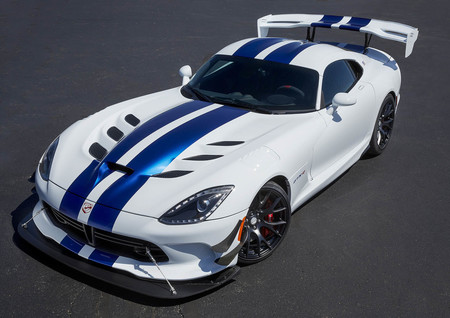 Dodge Viper, el coche que se niega a morir, podría estar de vuelta en 2021 con un motor V8