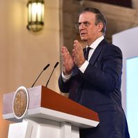 Sería un balazo en el pie si Trump cierra la puerta a los autos hechos en México: Ebrard le advierte que metería en problemas a muchas empresas estadounidenses