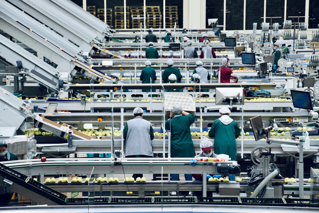 Se supone que la IA está cambiando para siempre la economía y la productividad. El PIB aún no dice nada de eso 