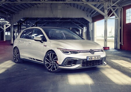 Volkswagen Golf GTI Clubsport 2021, el hot-hatch más vitaminado entra en escena con 296 hp bajo el cofre