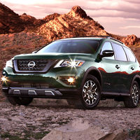 Este Nissan Pathfinder Rock Creek Edition propone un aspecto más aventurero, sólo para Estados Unidos