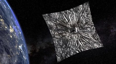 Primeras señales recibidas de un satélite diseñado para alcanzar su órbita con una vela propulsada únicamente por luz solar