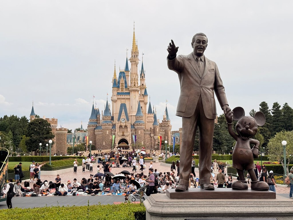 Disney necesita hacer algo con su lío de aplicaciones. Y su mejor idea es ponerlo todo patas arriba con una nueva ‘superapp’