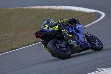 Yamaha R7 2026 Prueba 017