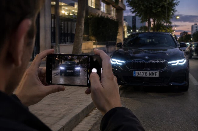 Foto Al Coche Con Luces LED