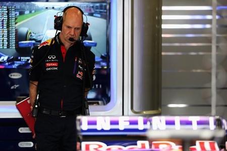 Adrian Newey no viajó a China: se quedó trabajando en Milton Keynes