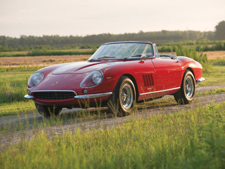 Ferrari 275 GTB/4 NART Spider vendido en 27.5 MDD