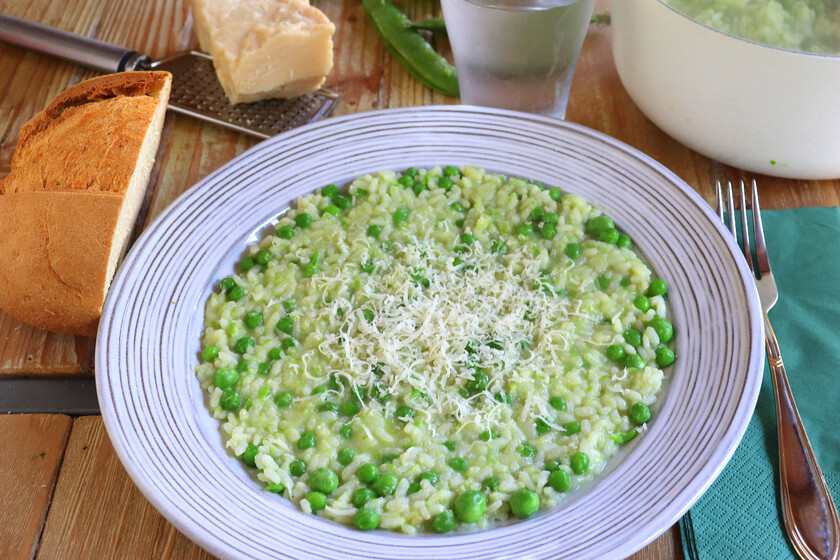 Pea Risotto, Simple Version Of The Risi E Bisi Recipe Bullfrag