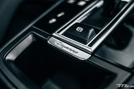 Porsche Cayenne S interior