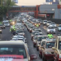 Adiós a las vueltas continuas y a tocar el claxon indiscriminadamente. Te conviene conocer el nuevo Reglamento de Tránsito del Distrito Federal