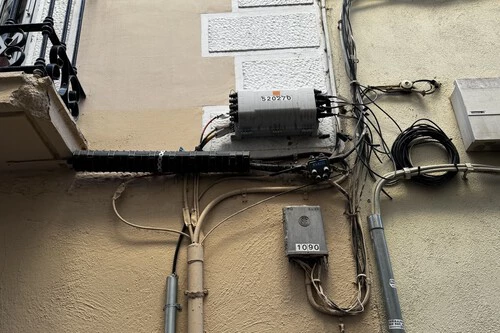 Fibra óptica fachadas