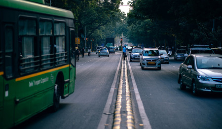 Un estudio justifica la necesidad de reducir la velocidad máxima a 70 u 80 km/h en carreteras convencionales