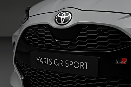 Toyota Yaris GR SPORT 2022