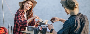 Esta es la forma más fácil de limpiar los platos cuando vas de camping o picnic al aire libre