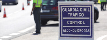 Dio positivo en cocaína en un control de drogas de la DGT, pero un juez la ha absuelto: "No se puede probar que afectara a la conducción"