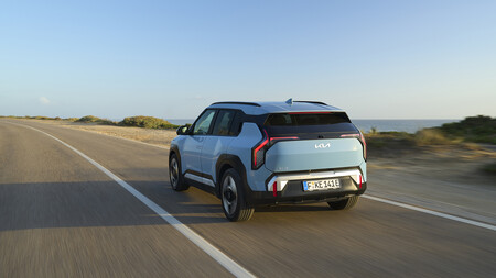 Kia Ev3 Baseline Frost Blue Dynamic Digital 1920x1080 007
