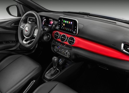 Fiat Cronos Interior