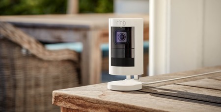 Ring ya ofrece en España sus nuevas cámaras de vigilancia compatibles con el control por voz gracias a Alexa