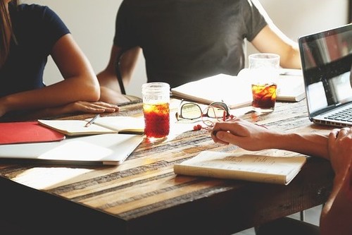 Los principales motivos por los que las empresas apuestan por el outsourcing