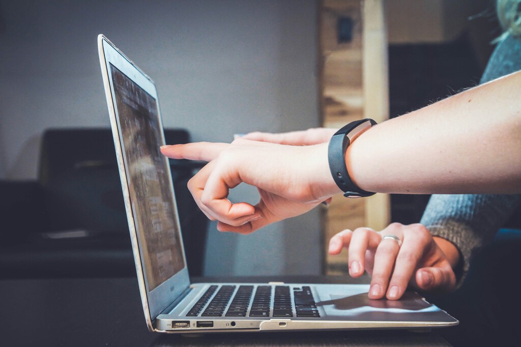 Ya hay una generación que no sabe investigar online. El motivo tiene que ver con ChatGPT