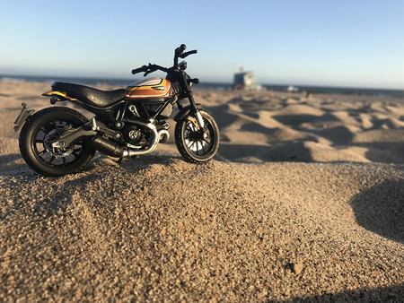 Ducati-Scrambler-Mach-2