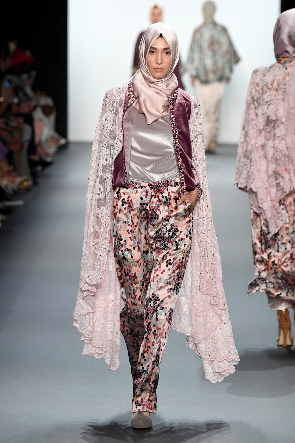 Foto de Anniesa Hasibuan (47/53)