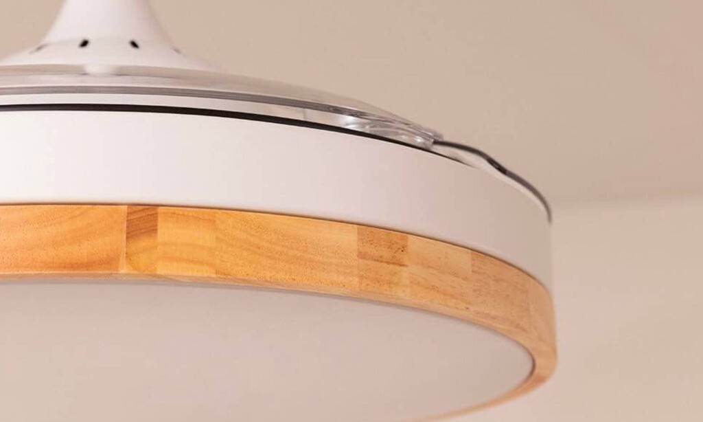 Este es el ventilador de techo que me ha salvado de las olas de calor al dormir en plena sartén de Andalucía 