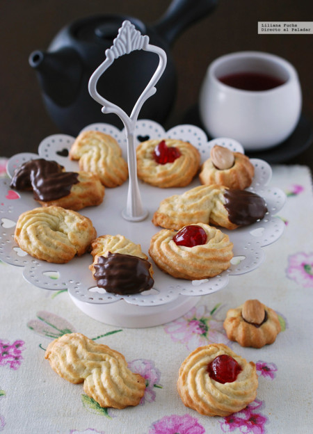 Pastas de té con almendra y naranja. Receta para tener siempre llena la caja de galletas